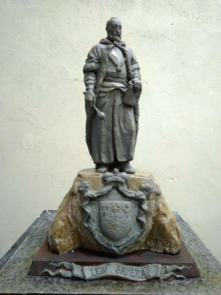 Мемориальная скульптура